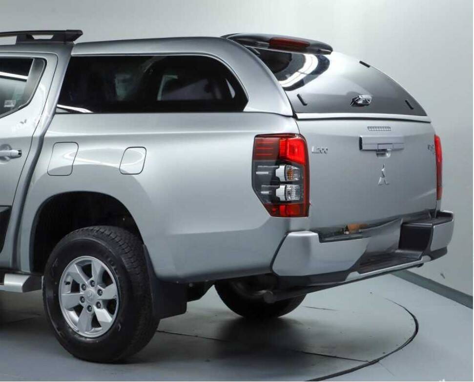 Mitsubishi L200 Sabit Camlı Kabin 2015-2022 - 2