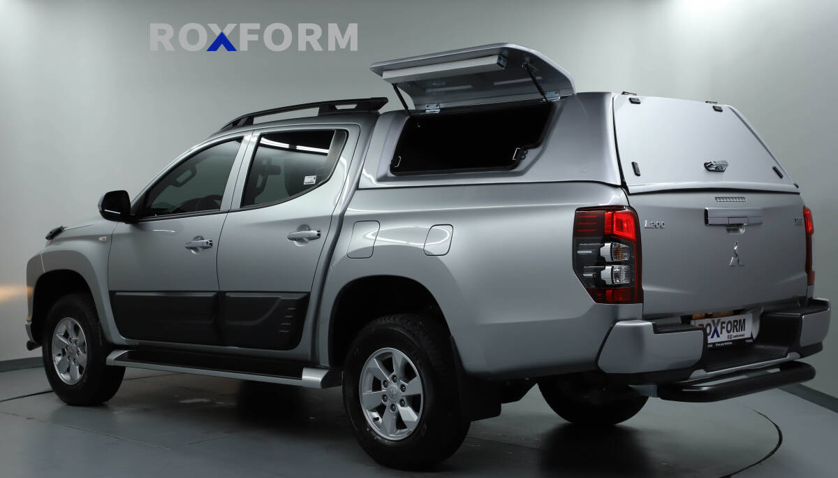 Mitsubishi L200 Yanlar Açılır Panelvan Kabin 2015-2022 - 5